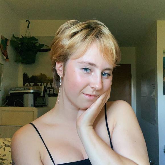 clairehodson1